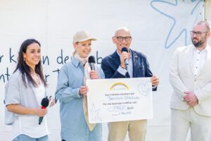 Spendenübergabe Kinderhospiz Sternenbrücke 1